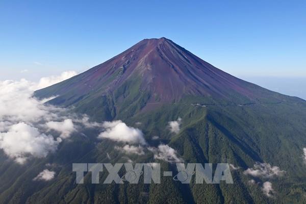 Nhật Bản: Tuyết vẫn chưa rơi trên đỉnh núi Phú Sĩ
