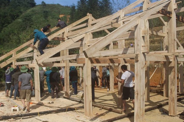 Sa Pa phát động phong trào thi đua 75 ngày đêm: Xóa bỏ 470 nhà tạm, nhà dột nát