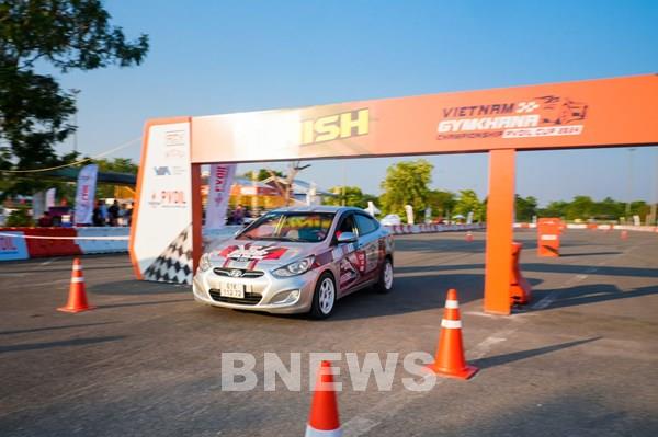 Giải đua Ô tô Gymkhana Vô địch Quốc gia PVOIL Cup lần đầu được khởi tranh