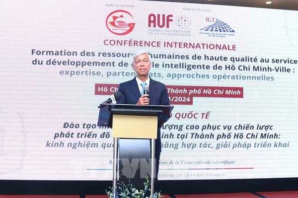 Tạo nguồn nhân lực chất lượng cao phục vụ phát triển đô thị thông minh