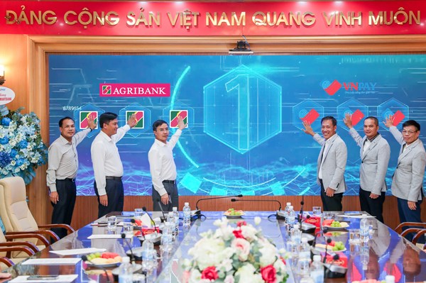 Agribank chính thức ra mắt Giải pháp Open Smartbank