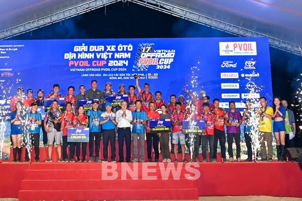 Lộ diện vận động viên, đội đua xuất sắc nhất Giải Đua xe PVOIL Cup 2024