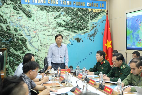 Ứng phó với bão số 7: Tập trung an toàn trên biển và hồ chứa