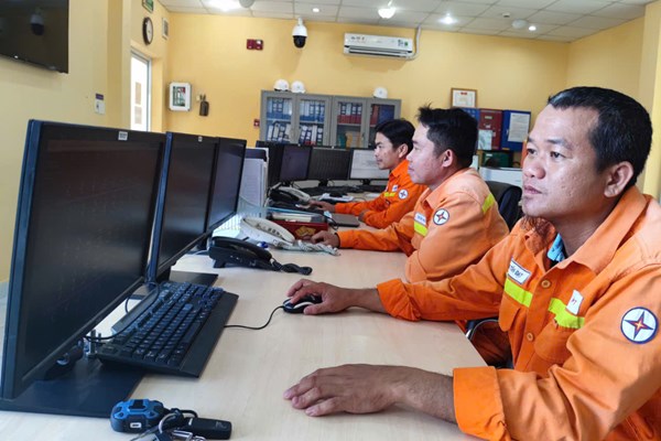 Nhiều sáng kiến kỹ thuật từ thực tế quản lý, vận hành lưới truyền tải điện