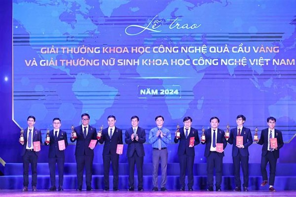 10 nhà khoa học trẻ xuất sắc được nhận Giải thưởng Quả Cầu Vàng 2024