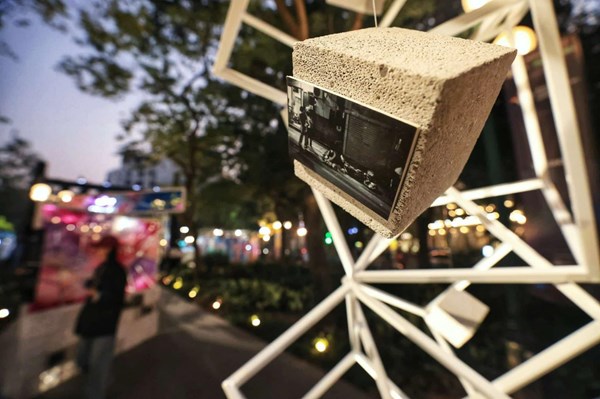 Sản phẩm vật liệu của Viglacera “biến tấu” trong không gian nghệ thuật Hà Nội