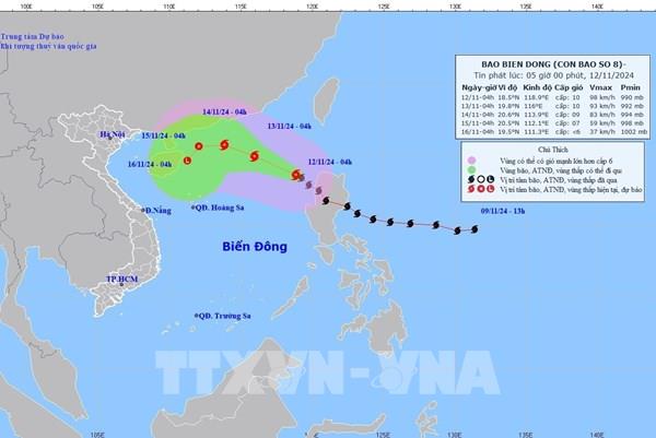 Dự báo thời tiết ngày 12/11: Bão số 8 di chuyển theo hướng Tây Bắc, gió giật cấp 12