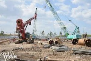 Yêu cầu giải quyết dứt điểm, sớm đưa vào sử dụng các dự án tồn đọng