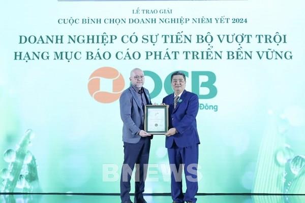 OCB khẳng định vị thế "Ngân hàng Xanh" với giải thưởng Báo cáo phát triển bền vững