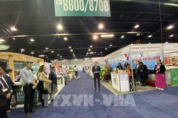 Ấn tượng về thực phẩm và đồ uống Việt Nam tại Hội chợ Quốc tế PLMA 2024