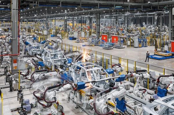 Vingroup thành lập công ty nghiên cứu phát triển và ứng dụng người máy VinRobotics