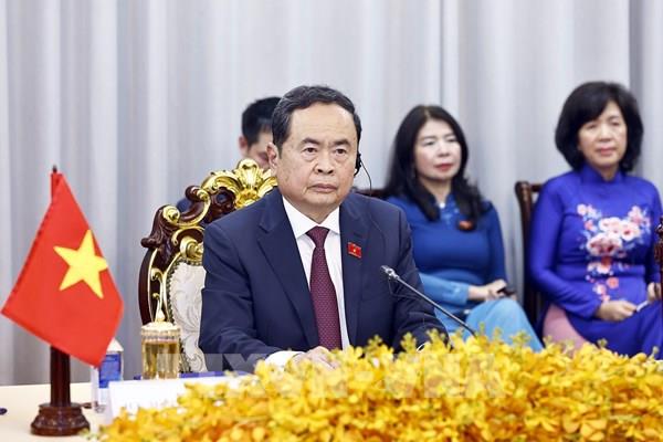 Chủ tịch Quốc hội Trần Thanh Mẫn hội đàm với Chủ tịch Quốc hội Campuchia