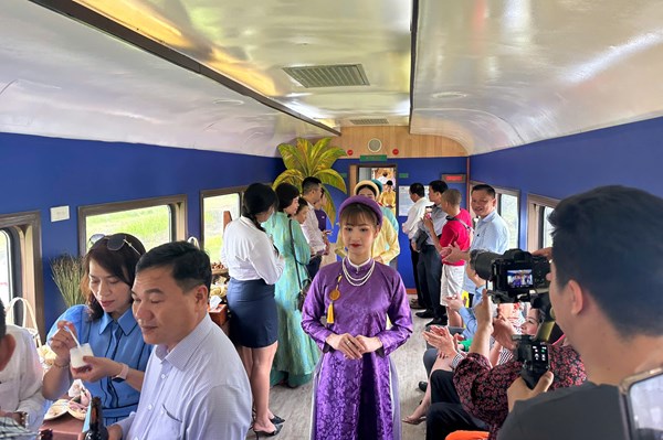 Hành trình "Kết nối di sản miền Trung" lọt Top 9 sản phẩm du lịch ấn tượng