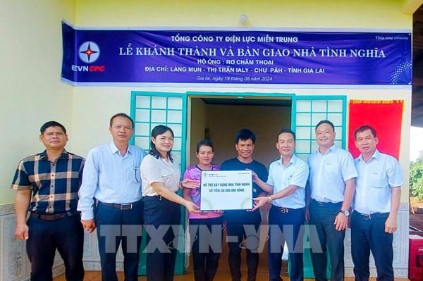 Hỗ trợ hộ nghèo, gia đình chính sách có nơi ở an toàn, kiên cố