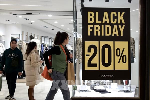 Sôi động thị trường mua sắm Black Friday 2024 tại châu Âu và Mỹ