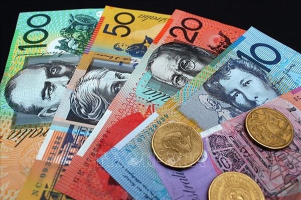 Australia cắt giảm lãi suất lần đầu tiên sau hơn 4 năm