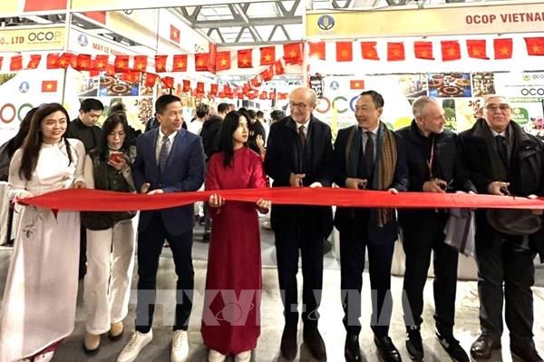 Doanh nghiệp Việt tham gia Hội chợ Thủ công mỹ nghệ quốc tế Artigiano​