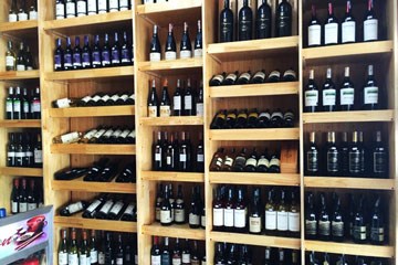 Bộ Công Thương thu hồi giấy phép phân phối rượu của 4 doanh nghiệp