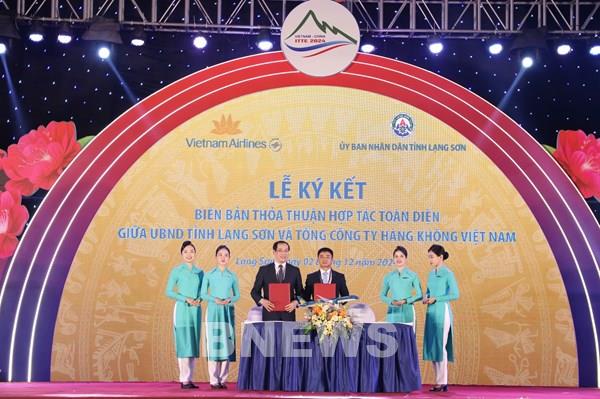 Vietnam Airlines ký kết hợp tác toàn diện với tỉnh Lạng Sơn