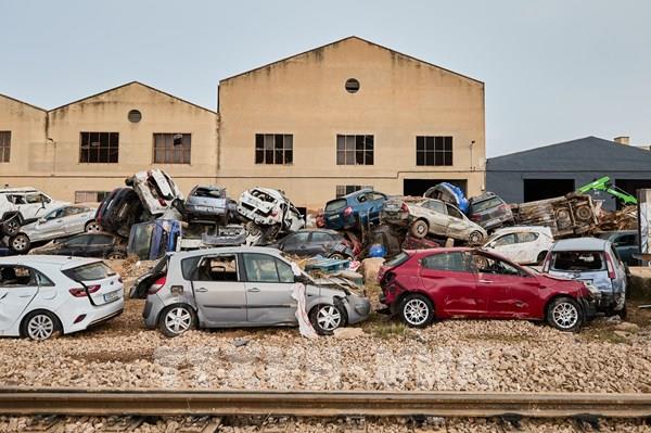 Thế giới thiệt hại nặng trong mùa bão 2024