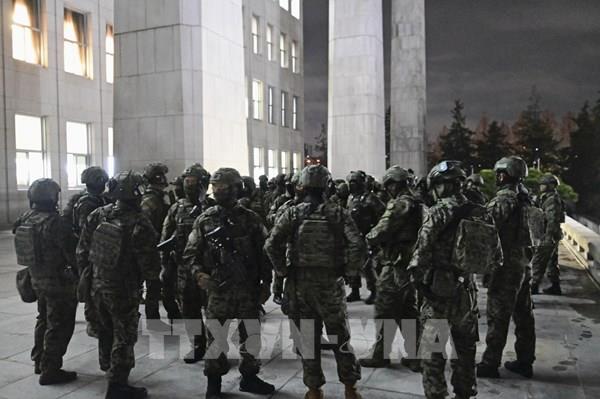 Hàn Quốc: Tình hình trong nước trở lại bình thường sau khi thiết quân luật được dỡ bỏ