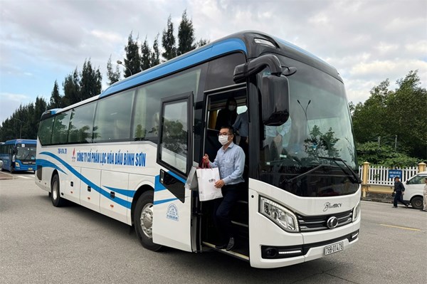 BSR đưa đón người lao động tuyến Tam Kỳ - Nhà máy lọc dầu Dung Quất