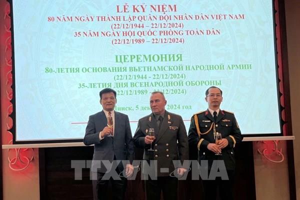 Lễ kỷ niệm 80 năm Ngày thành lập Quân đội Nhân dân Việt Nam tại Belarus