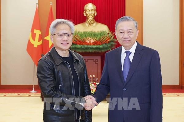 Tổng Bí thư Tô Lâm tiếp Chủ tịch Tập đoàn NVIDIA Jensen Huang