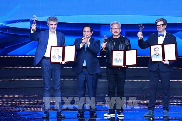 Giải thưởng Chính VinFuture 2024 vinh danh nghiên cứu về “học sâu”