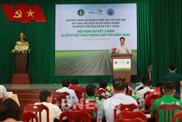 Hợp tác ba bên thúc đẩy sử dụng thuốc bảo vệ thực vật an toàn, hiệu quả