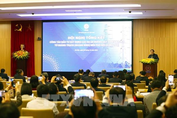 Thủ tướng: Dứt khoát không để thiếu điện khi tăng trưởng kinh tế đạt 2 con số