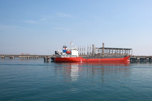 Xây dựng kịch bản ứng phó với giá dầu thô giảm