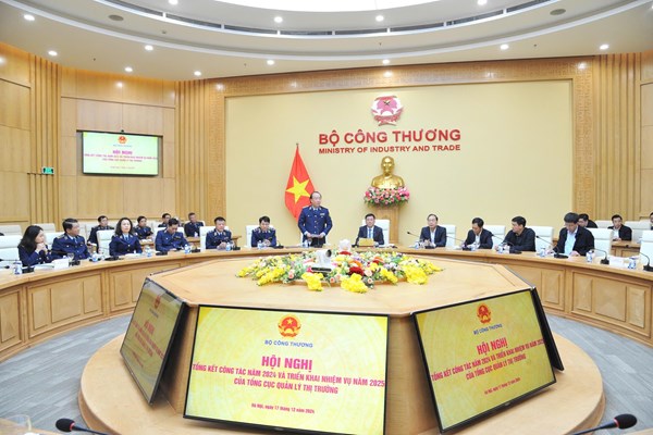 Năm 2024, lực lượng quản lý thị trường đã thanh tra, kiểm tra 68.280 vụ vi phạm