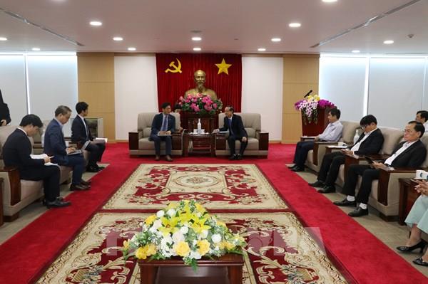 Bình Dương hướng tới sử dụng xe điện nhẹ trong giao thông công cộng