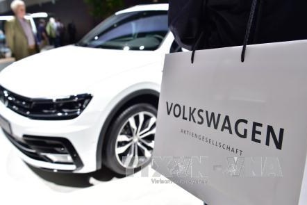 Hãng sản xuất ô tô Volkswagen cắt giảm hơn 35.000 nhân công ở Đức