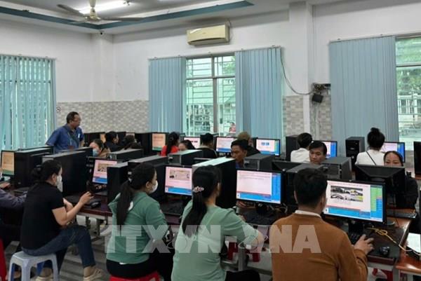 Bằng lái xe quá hạn bao lâu thì phải thi lại lý thuyết?