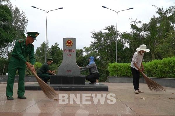 Biên phòng Kiên Giang cùng bà con bảo vệ đường biên, cột giới