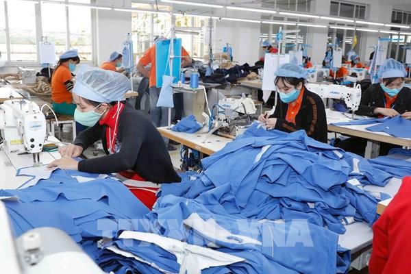 Đơn hàng tăng trở lại, doanh nghiệp dệt may cần tuyển thêm lao động