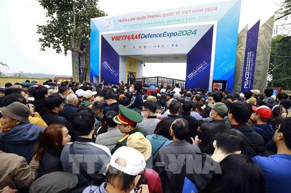 Kéo dài thời gian tham quan Triển lãm Quốc phòng quốc tế Việt Nam 2024 đến 23/12