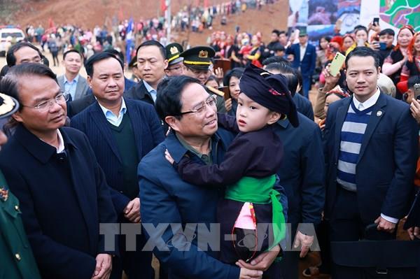 Thủ tướng: Làng Nủ, Nậm Tông, Kho Vàng sẽ trở thành những thôn kiểu mẫu, làng hạnh phúc