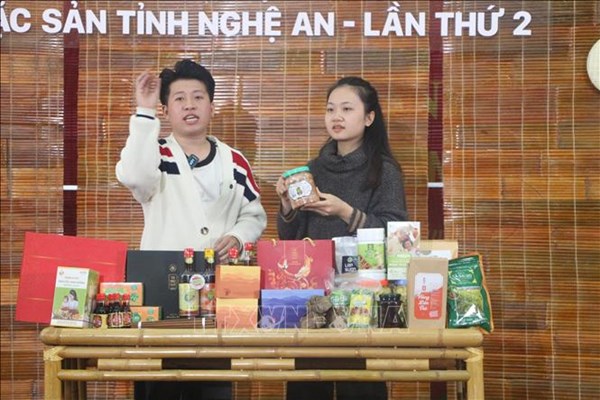 Quảng bá, tiêu thụ sản phẩm OCOP và đặc sản Nghệ An
