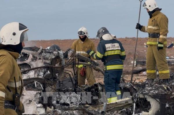 Vụ rơi máy bay tại Kazakhstan: Tổng thống Azerbaijan tuyên bố quốc tang, 32 người sống sót