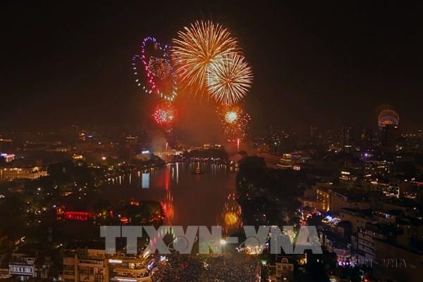 Các điểm bắn pháo hoa Tết Nguyên đán Ất Tỵ tại Hà Nội