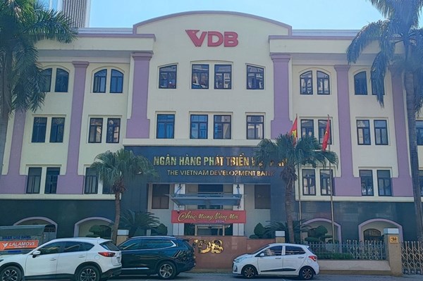 Phó Thủ tướng Hồ Đức Phớc: Tái cơ cấu nhằm tạo sức sống mới cho Ngân hàng Phát triển Việt Nam