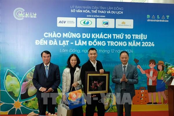 Lâm Đồng đón khách du lịch thứ 10 triệu trong năm 2024