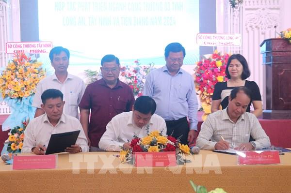 Long An, Tây Ninh và Tiền Giang hợp tác phát triển ngành công thương