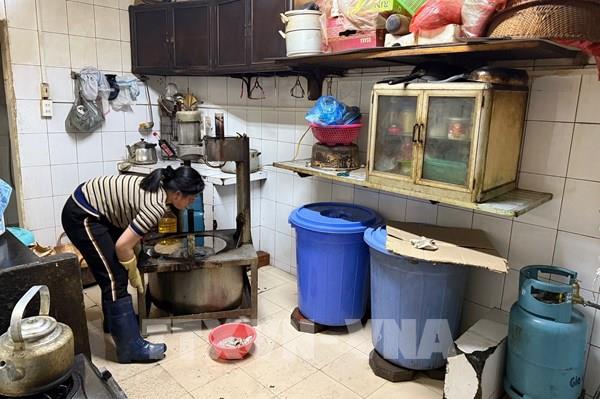 Hà Nội: Xử phạt chủ cơ sở bánh cốm Nguyên Ninh 40 triệu đồng