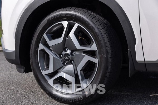 Lý do không nên bơm lốp xe quá căng