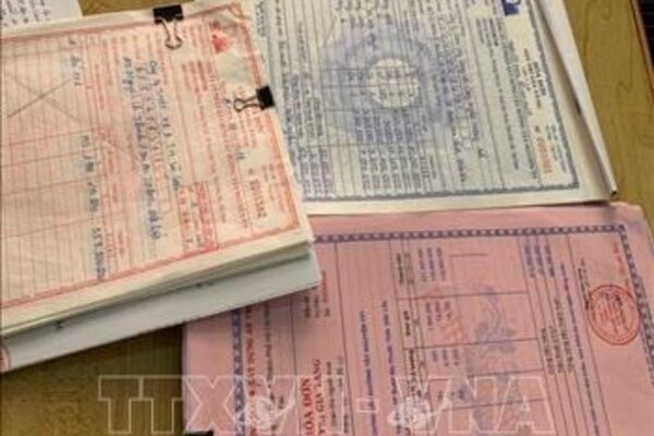 Khởi tố 3 đối tượng mua bán trái phép hơn 20.000 hóa đơn