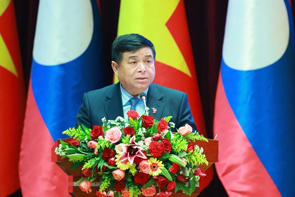 Bộ trưởng Nguyễn Chí Dũng: Đề xuất các giải pháp thúc đẩy hợp tác đầu tư Việt Nam - Lào